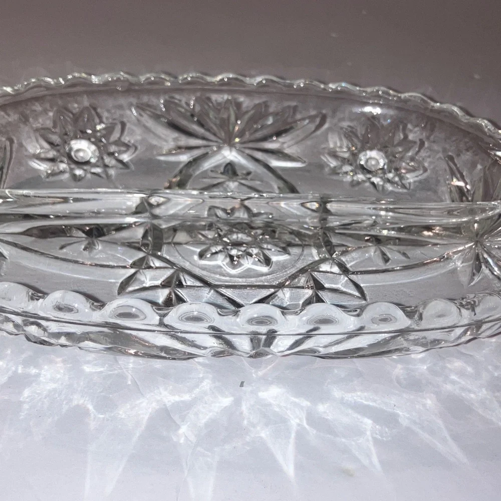 Vintage‎ Clear Glass Serving Dish Set with Floral Starburst Design